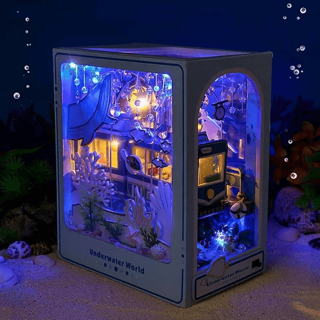Creative DIY Bookend - Underwater World